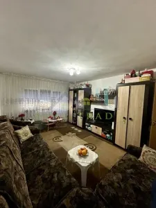 Apartament 3 camere decomandat zona Noua - Brasov