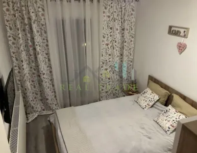 Apartament 3 camere decomandat, etaj intermediar Craiter - foto 4