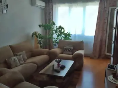 Vanzare apartament 3 camere decomandat Grivitei, Brasov - Brasov
