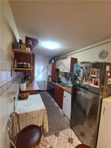 Apartament 3 camere decomandat, 2 bai, Carpatilor - foto 4