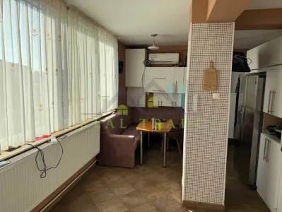 Apartament 3 camere decomandat suprafata mare - foto 5