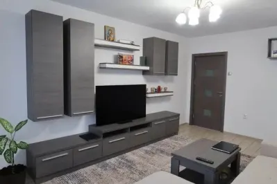 Vanzare apartament 3 camere decomandat Vlahuta, Brasov - foto 2
