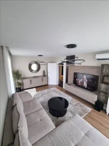 Apartament 3 camere decomandat  Urban Plaza - Brasov