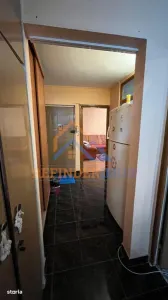 Vanzare apartament 2 camere zona Crangasi, bloc 1981, Izolat Termic, etaj 1 din 4 nivele - foto 3
