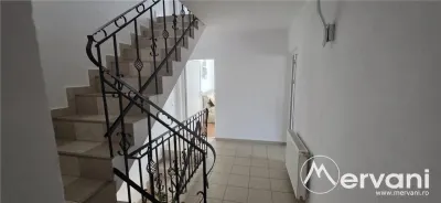 Vila de vânzare cu 8 camere și garaj in Busteni - foto 14