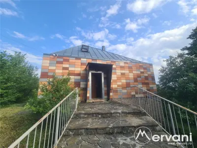 Vila de vanzare cu 6 camere in Cornu (teren 6.600 mp) - foto 2