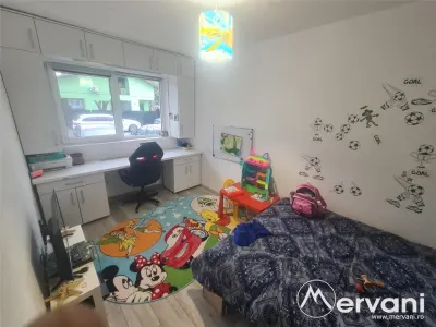 Apartament cu 3 camere de vanzare in Campina - Zona Cuza - foto 7