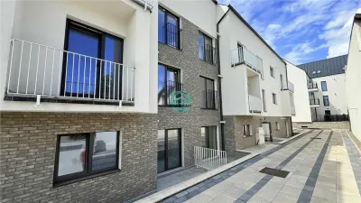 Apartamente Noi in 7 Noiembrie la 18-22 min de mers pe jos de UMF - Targu Mures