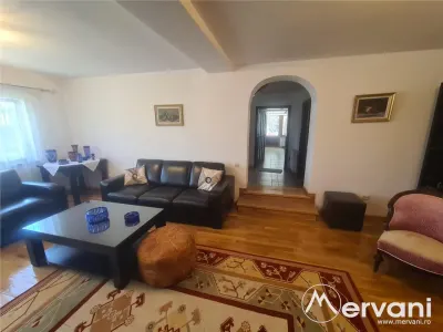 Vila cu 9 camere si cabana de vanzare in Breaza - foto 17