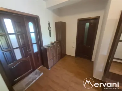 Vila de vanzare in Breaza - Zona Liceul Militar - foto 7