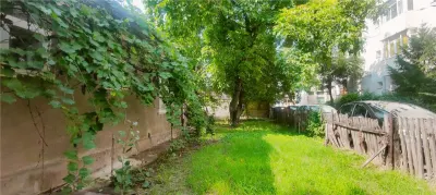 GARA CENTRU PIATA UNIRII TEREN 377 MP CU CASA - foto 2