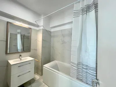 1 CAM CENTRU PALAS , PARCARE, UNIREA TOWERS - foto 4