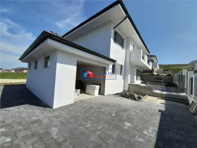 Vanzare casa individuala zona deosebita Chinteni la 7 km de Auchan Iris, Cluj-Napoca - Cluj-Napoca