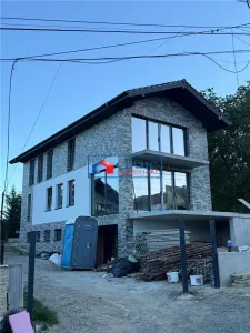 Casa de vanzare in Faget, Cluj-Napoca, zona Sunny Hill, langa padure - foto 5