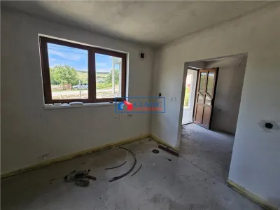Vanzare parte duplex in Copaceni, 263 mp utili, semifinisat! - foto 4