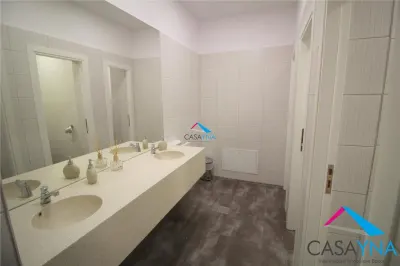 Spatiu comercial, ULTRACENTRAL, pe 2 nivele , 606 mp si teren 203 mp - foto 9