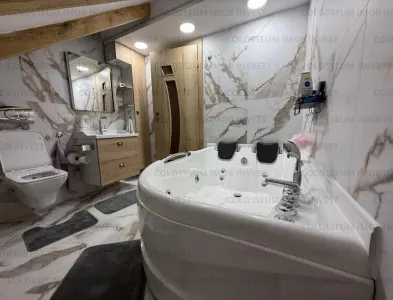 Apartament 3 camere, decomandat - zona Brasovul Vechi - foto 4