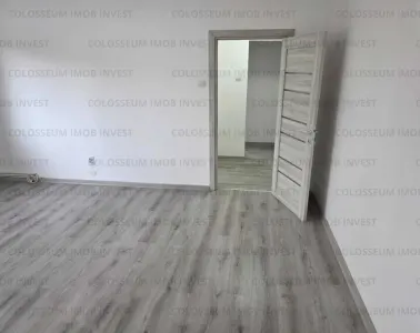 Apartament 2 camere, semidecomandat - zona Grivitei - Brasov