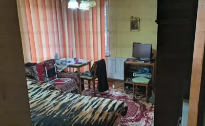 Apartament 3 camere, decomandat - zona Grivitei - foto 5