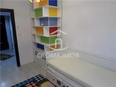 Inchiriere apartament 3 camere in Ploiestii zona Cantacuzino - foto 8