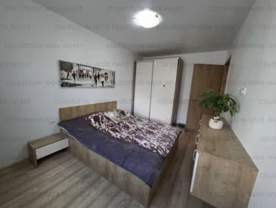 Apartament 2 camere, decomandat - zona Tractorul - foto 2