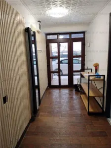 Casa cu 6 camere, 4 bai - zona Darste - foto 25