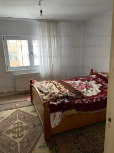 Apartament 3 camere, decomandat - zona Noua - Brasov