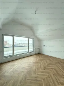 Apartament 3 camere+90mp terasa-zona Tractorul - Brasov