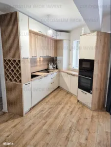 Penthouse cu 4 camere, decomandat - zona Tractorul - foto 2