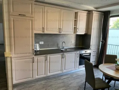 Apartament 3 camere, decomandat - zona Brasovul Vechi - foto 3