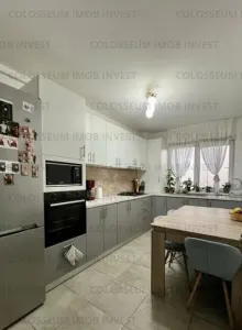 Apartament 2 camere, decomandat - zona Sanpetru - foto 5
