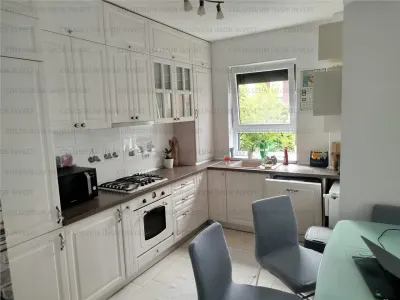 Apartament 3 camere, 2 bai - zona Tractorul - foto 7