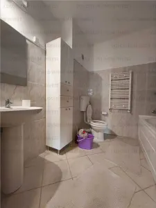 Apartament 2 camere, decomandat - zona Sanpetru - foto 7