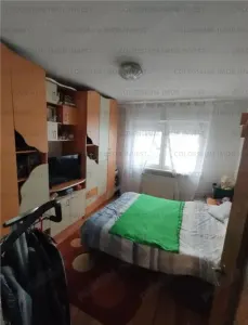 Apartament cu 3 camere, decomandat - zona Racadau - foto 3