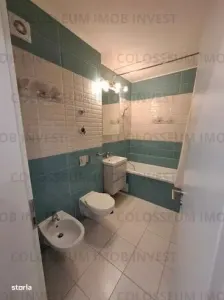 Apartament cu 3 camere, decomandat - zona Tractorul - foto 15