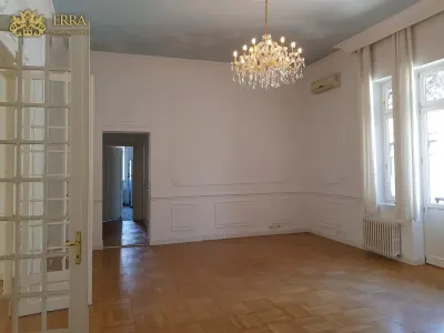 Apartament cu un rafinament aparte. - foto 2