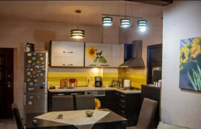 Apartament cu 3 camere, semidecomandat - zona Centru Istoric - foto 4