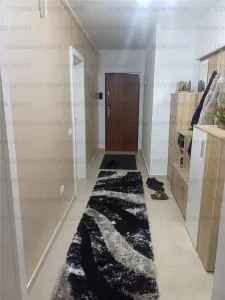 Apartament cu 3 camere, decomandat - zona Noua - foto 9