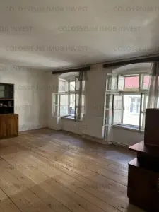 Apartament cu 3 camere, decomandat - zona Centru Istoric - foto 7