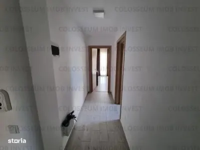 Apartament cu 2 camere, decomandat - zona Tractorul - foto 11