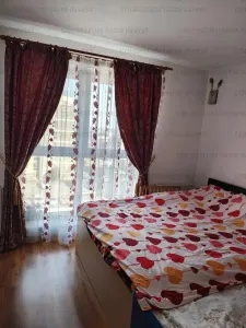 Apartament cu 2 camere, decomandat - zona Tractorul - foto 2