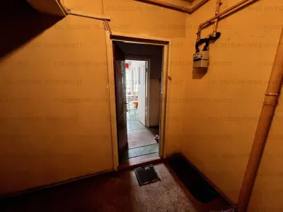 Apartament cu 3 camere, decomandat - zona Grivitei - foto 5