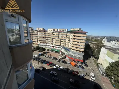 Apartament 3 camere, zona buna, la soare toata ziua, aproape de spital si universitate - foto 16