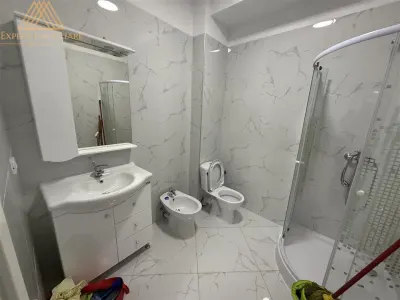Spatiu pentru birouri de inchiriat 100m de primarie - foto 6