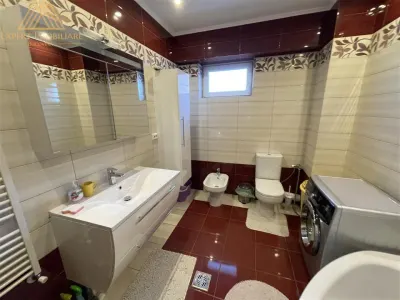 Apartament 3 camere in bloc tip vila zona Scheia cu parcare inclusa - foto 12