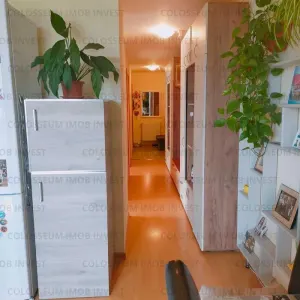 Apartament 3 camere decomandat - zona Sanpetru - foto 6