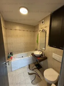 Apartament 3 camere decomandat - zona Sanpetru - foto 6