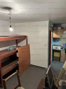 Apartament 4 camere, 2 bai, transformat in spatiu comercial - zona Noua - foto 7