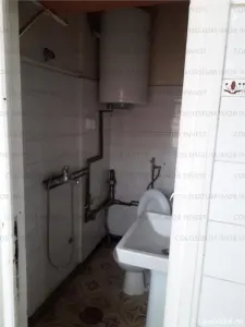 Garsoniera cu baie si bucatarie - zona Tractorul - foto 4