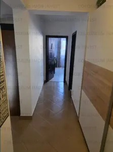 Apartament cu 2 camere, decomandat - zona Sanpetru - foto 7